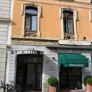 ヌゥオヴォ イタリア
