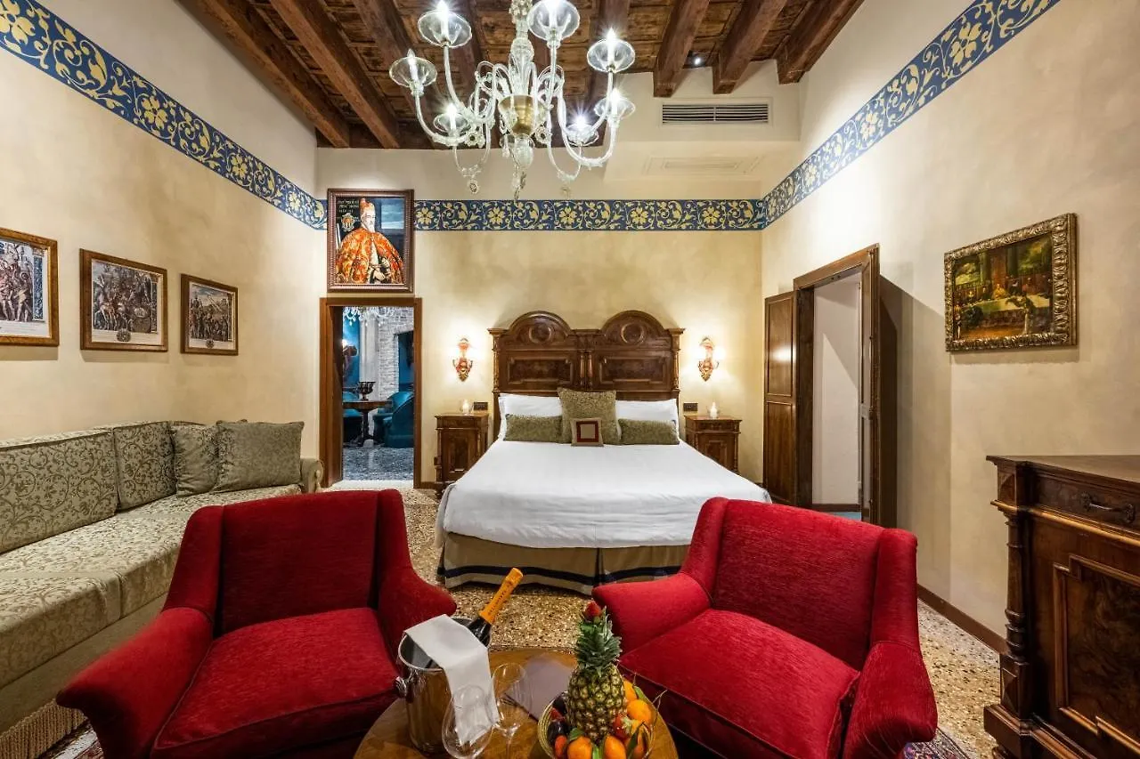 Hotel Palazzo Priuli Venezia 4*,
